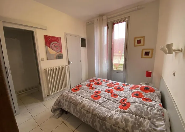 T2 En Centre-ville Avec Balcon Et Wi-fi Proche Des Thermes - - Fr-1-541-77 Apartamento *